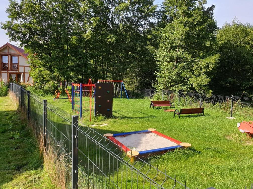 Vila Osada Cztery Pory Roku - Dom Jesien Kopalino Exteriér fotografie