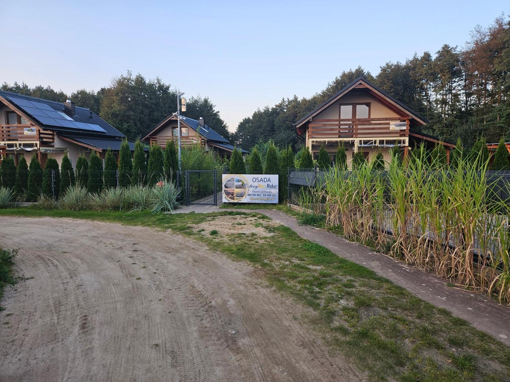 Vila Osada Cztery Pory Roku - Dom Jesien Kopalino Exteriér fotografie
