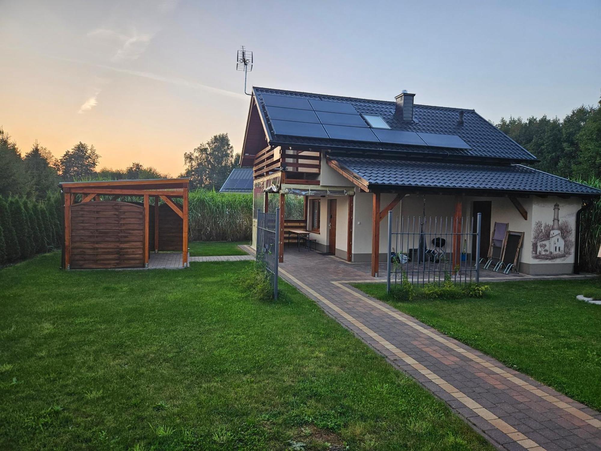 Vila Osada Cztery Pory Roku - Dom Jesien Kopalino Exteriér fotografie